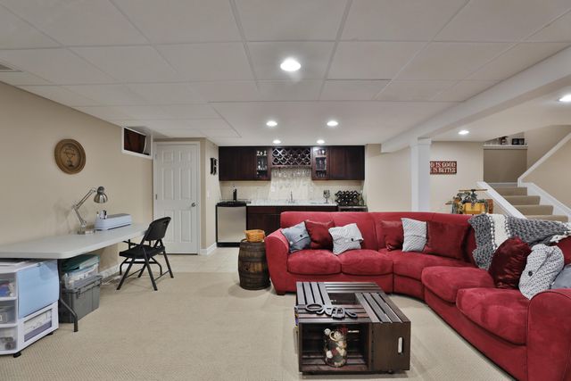 983 Sandrock Avenue, Reynoldsburg, OH 43068