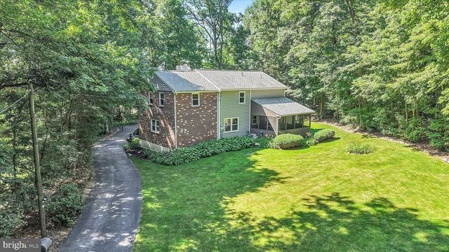1392 RESERVOIR RD, Honey Brook, PA 19344