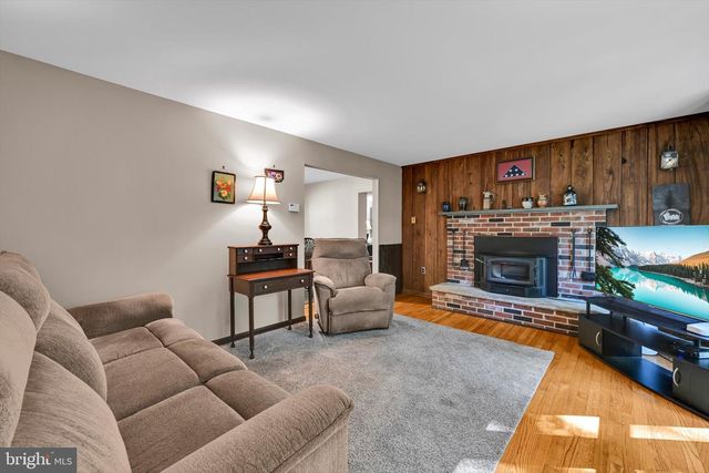 1392 RESERVOIR RD, Honey Brook, PA 19344