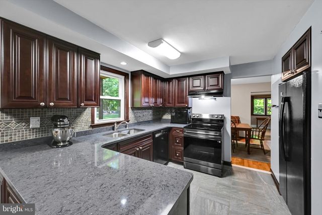1392 RESERVOIR RD, Honey Brook, PA 19344