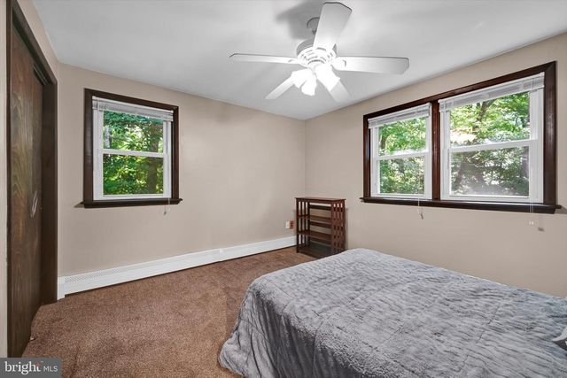 1392 RESERVOIR RD, Honey Brook, PA 19344
