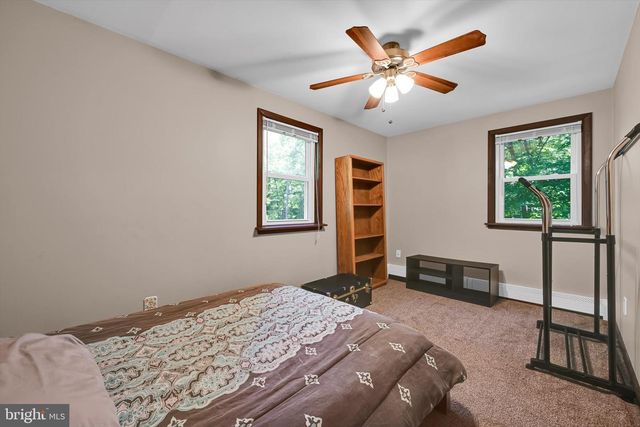 1392 RESERVOIR RD, Honey Brook, PA 19344