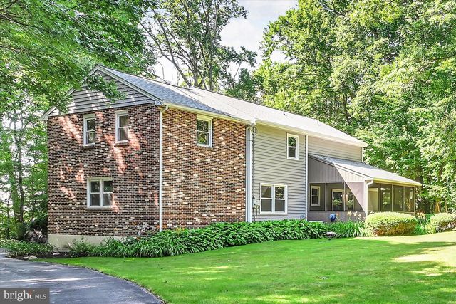 1392 RESERVOIR RD, Honey Brook, PA 19344
