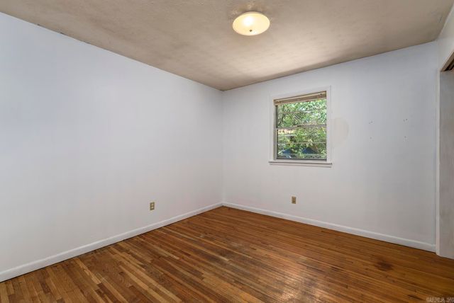 6 Dunfrettin Place, Sherwood, AR 72120
