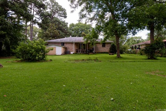 6 Dunfrettin Place, Sherwood, AR 72120