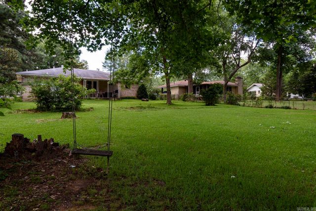 6 Dunfrettin Place, Sherwood, AR 72120