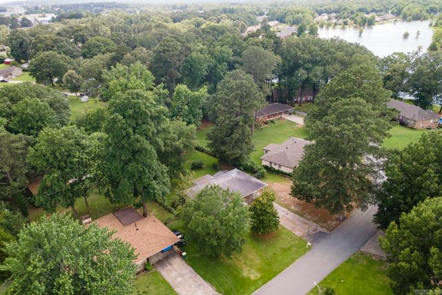 6 Dunfrettin Place, Sherwood, AR 72120