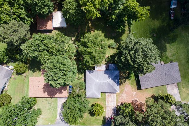 6 Dunfrettin Place, Sherwood, AR 72120
