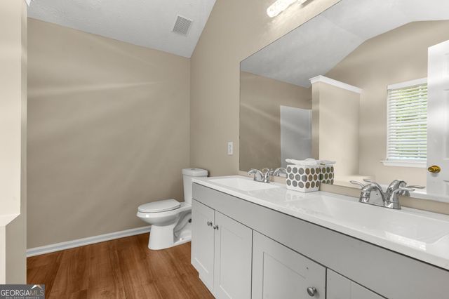 1690 Cotton Wood Court, Hampton, GA 30228