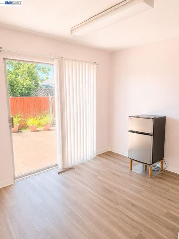 14621 Pansy St, San Leandro, CA 94578
