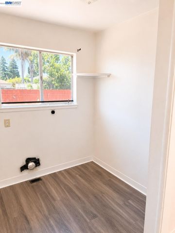 14621 Pansy St, San Leandro, CA 94578