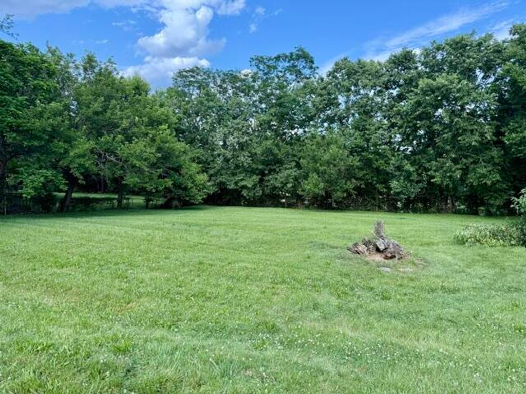 132 Lincoln Street, Nicholasville, KY 40356