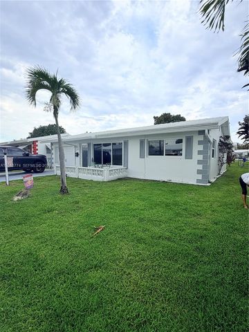 2960 NW 1st Dr, Pompano Beach, FL 33064