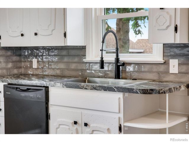 21769 Weld County Road 15 Road, Johnstown, CO 80534