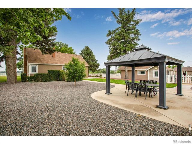 21769 Weld County Road 15 Road, Johnstown, CO 80534