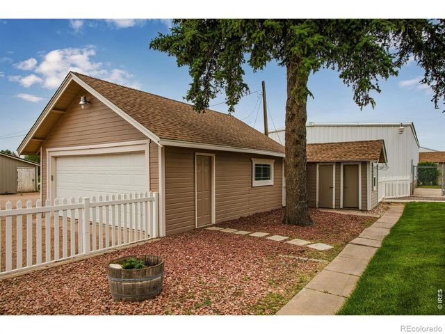 21769 Weld County Road 15 Road, Johnstown, CO 80534