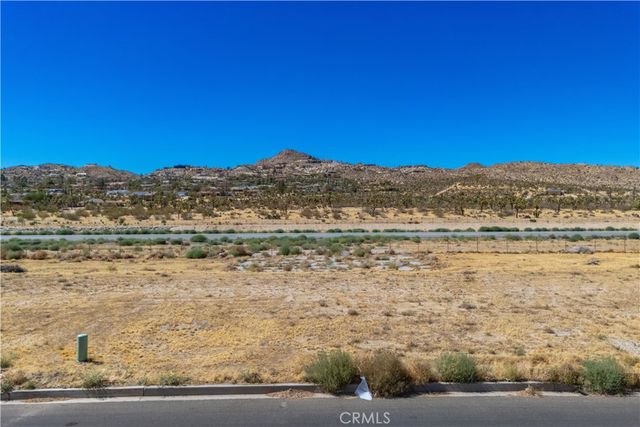 6768 Lindbergh Lane, Yucca Valley, CA 92284