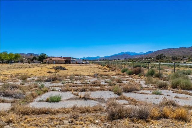 6768 Lindbergh Lane, Yucca Valley, CA 92284