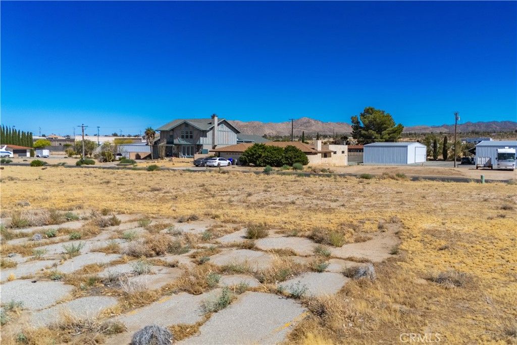 Image 21 of property listing at 6768 Lindbergh Lane, Yucca Valley, CA 92284