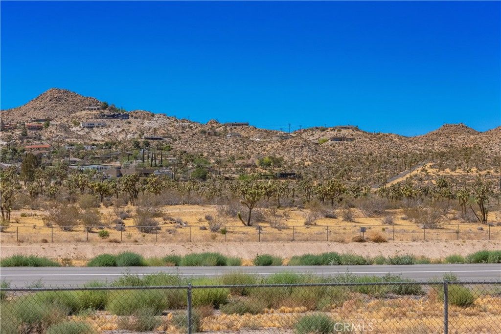 Image 22 of property listing at 6768 Lindbergh Lane, Yucca Valley, CA 92284
