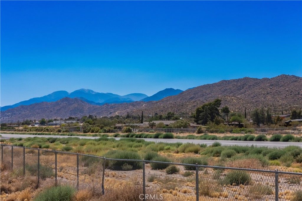 Image 24 of property listing at 6768 Lindbergh Lane, Yucca Valley, CA 92284