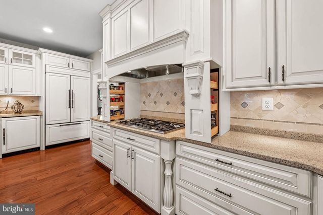 13910 MANOR RD, Phoenix, MD 21131