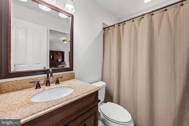 13910 MANOR RD, Phoenix, MD 21131