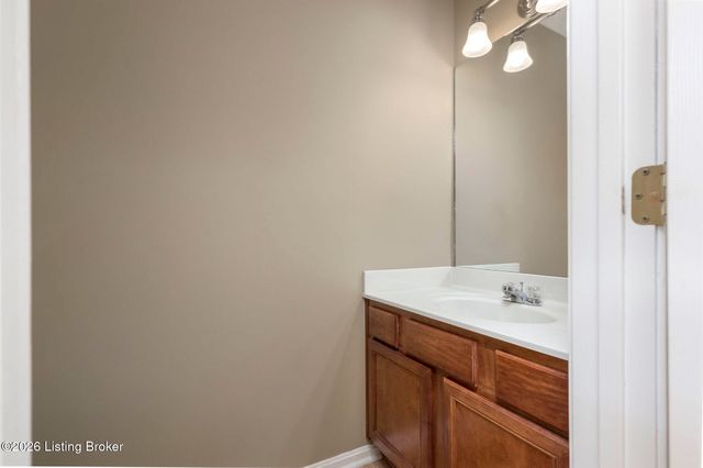 4207 Brownsboro Glen Rd, Louisville, KY 40241