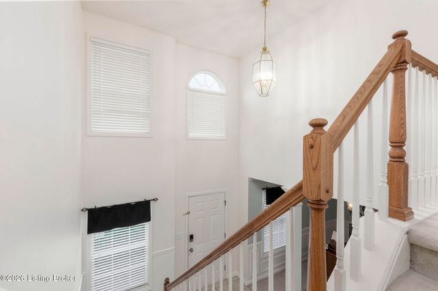 4207 Brownsboro Glen Rd, Louisville, KY 40241