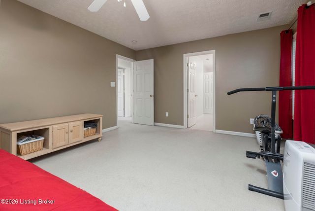 4207 Brownsboro Glen Rd, Louisville, KY 40241