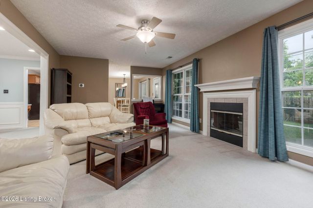 4207 Brownsboro Glen Rd, Louisville, KY 40241