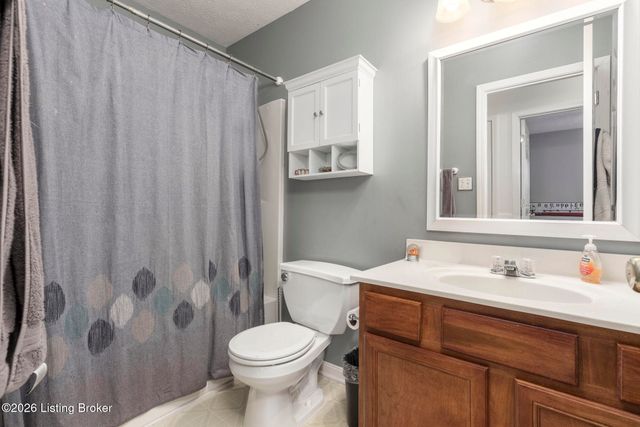 4207 Brownsboro Glen Rd, Louisville, KY 40241
