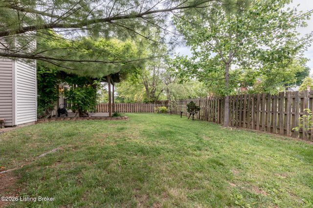 4207 Brownsboro Glen Rd, Louisville, KY 40241