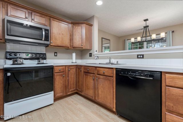 4207 Brownsboro Glen Rd, Louisville, KY 40241