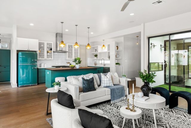 513 El Paso ST, Austin, TX 78704