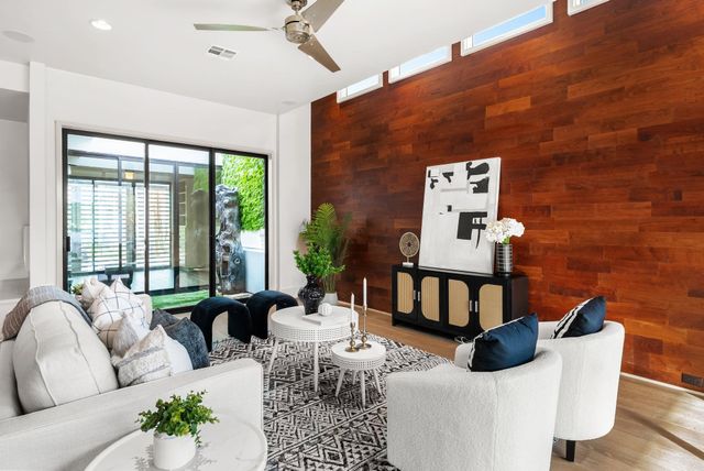 513 El Paso ST, Austin, TX 78704