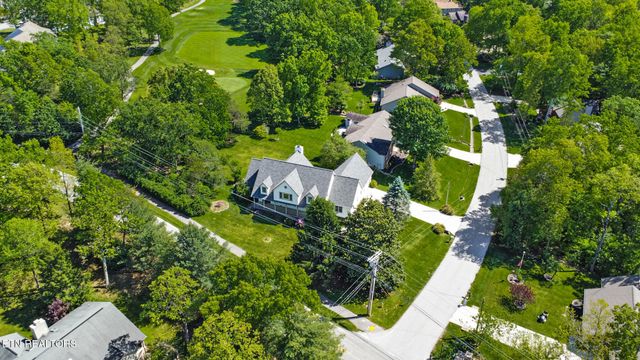 11 Kingsboro Lane, Crossville, TN 38558