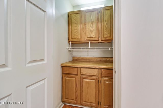 11 Kingsboro Lane, Crossville, TN 38558