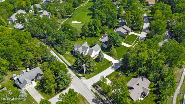 11 Kingsboro Lane, Crossville, TN 38558