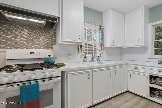 4058 Robin Drive, Jackson, MS 39206