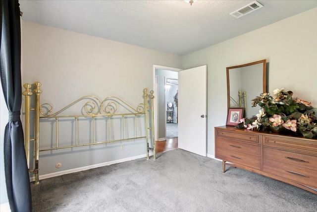 1195 Chatwood Drive, Beaumont, TX 77706