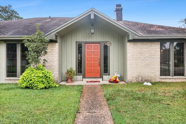 1195 Chatwood Drive, Beaumont, TX 77706