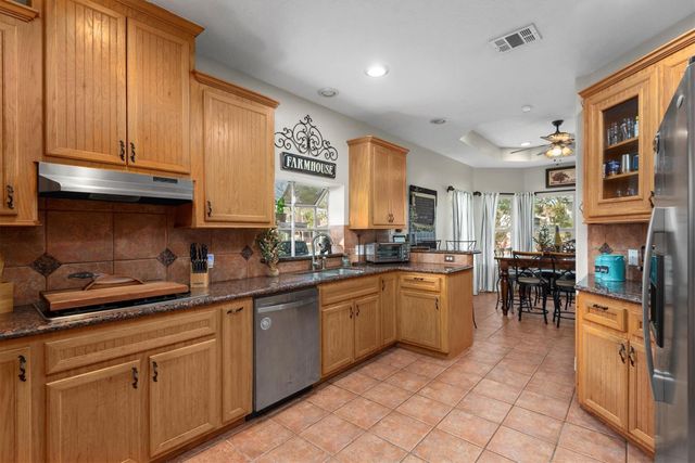 18922 Hikers Trail Drive, Humble, TX 77346