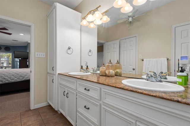 18922 Hikers Trail Drive, Humble, TX 77346