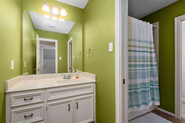 18922 Hikers Trail Drive, Humble, TX 77346