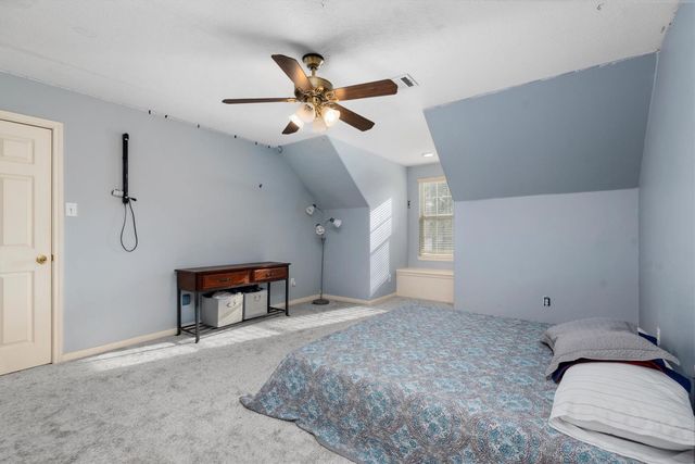 18922 Hikers Trail Drive, Humble, TX 77346