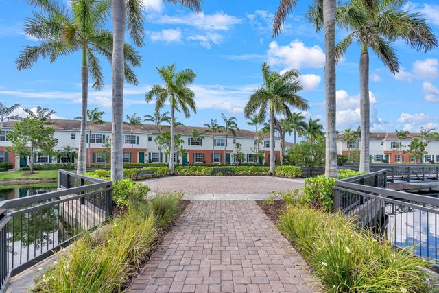 621 SW 2nd Drive 621, Pompano Beach, FL 33060