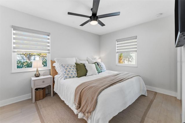 3910 W PAXTON AVENUE, Tampa, FL 33611