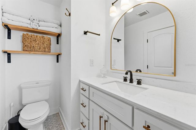 3910 W PAXTON AVENUE, Tampa, FL 33611