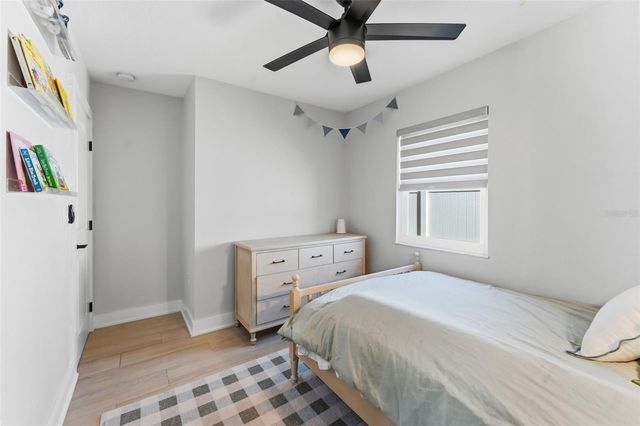 3910 W PAXTON AVENUE, Tampa, FL 33611